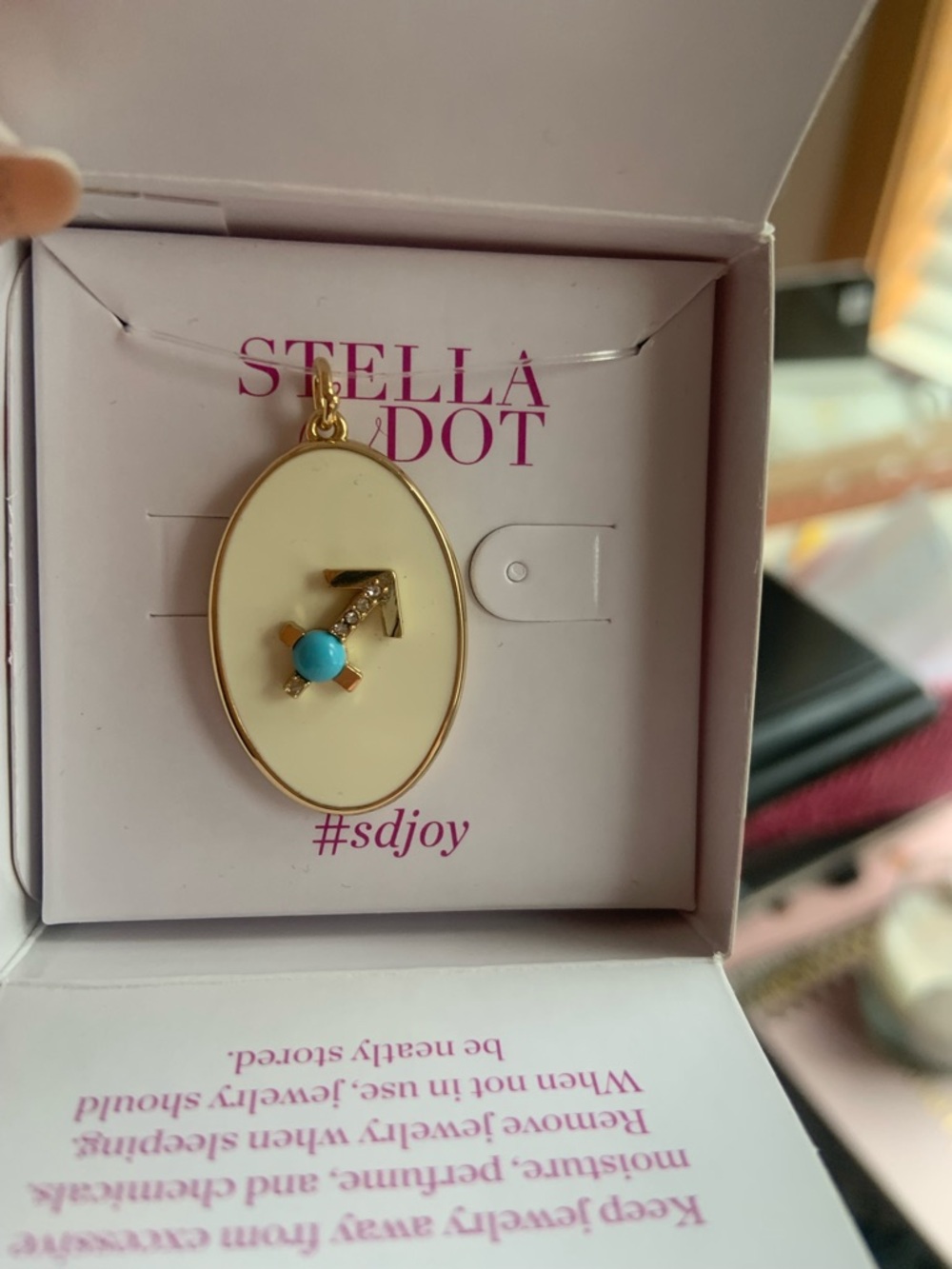 Sagittarius girlies! Stella & Dot Gold Cream Enamel/Turquoise Pendant charm